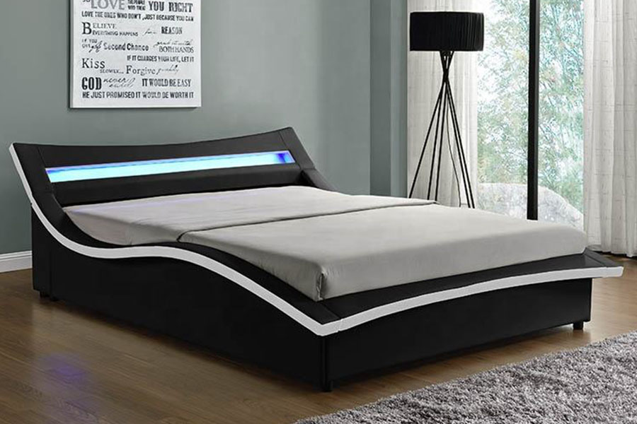 1877 Lyxigt PU-läder LED-klädd sängram
