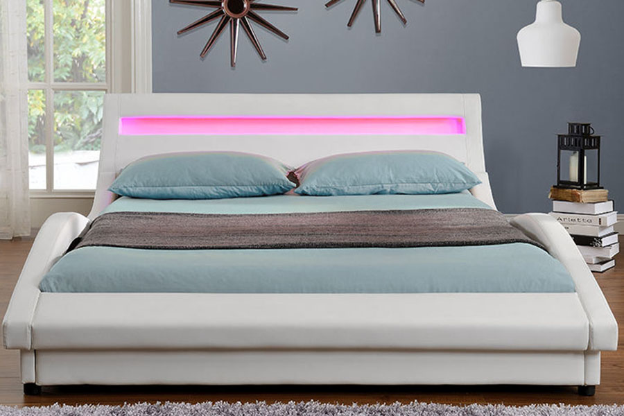 1111-1 europeisk stil PU-läder LED stoppad sängram