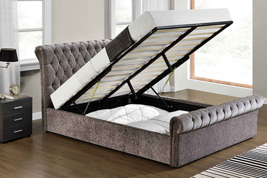 1153G Chesterfield Crushed Velvet Crystal Ottomansk förvaringssäng